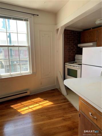 28 West Main Street Groton CT 06355