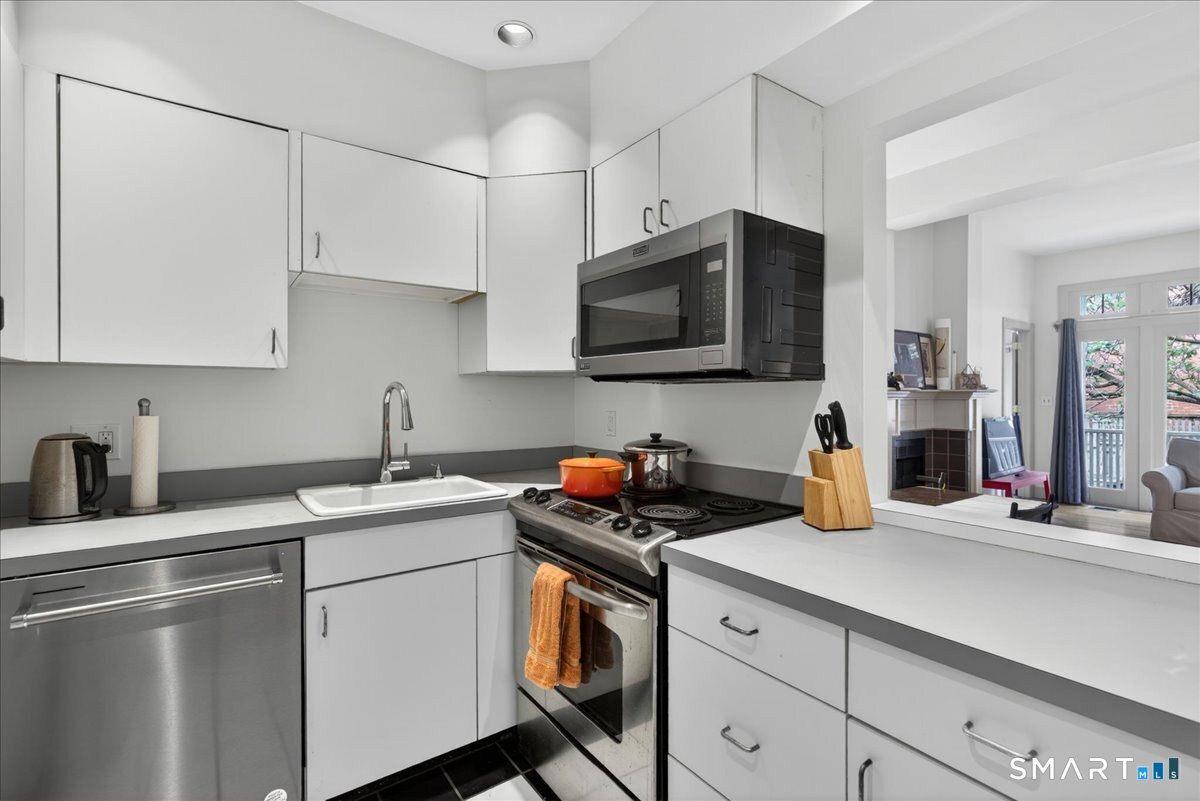 541 Chapel Street New Haven CT 06511