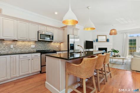 67 Thorpe Street Fairfield CT 06824