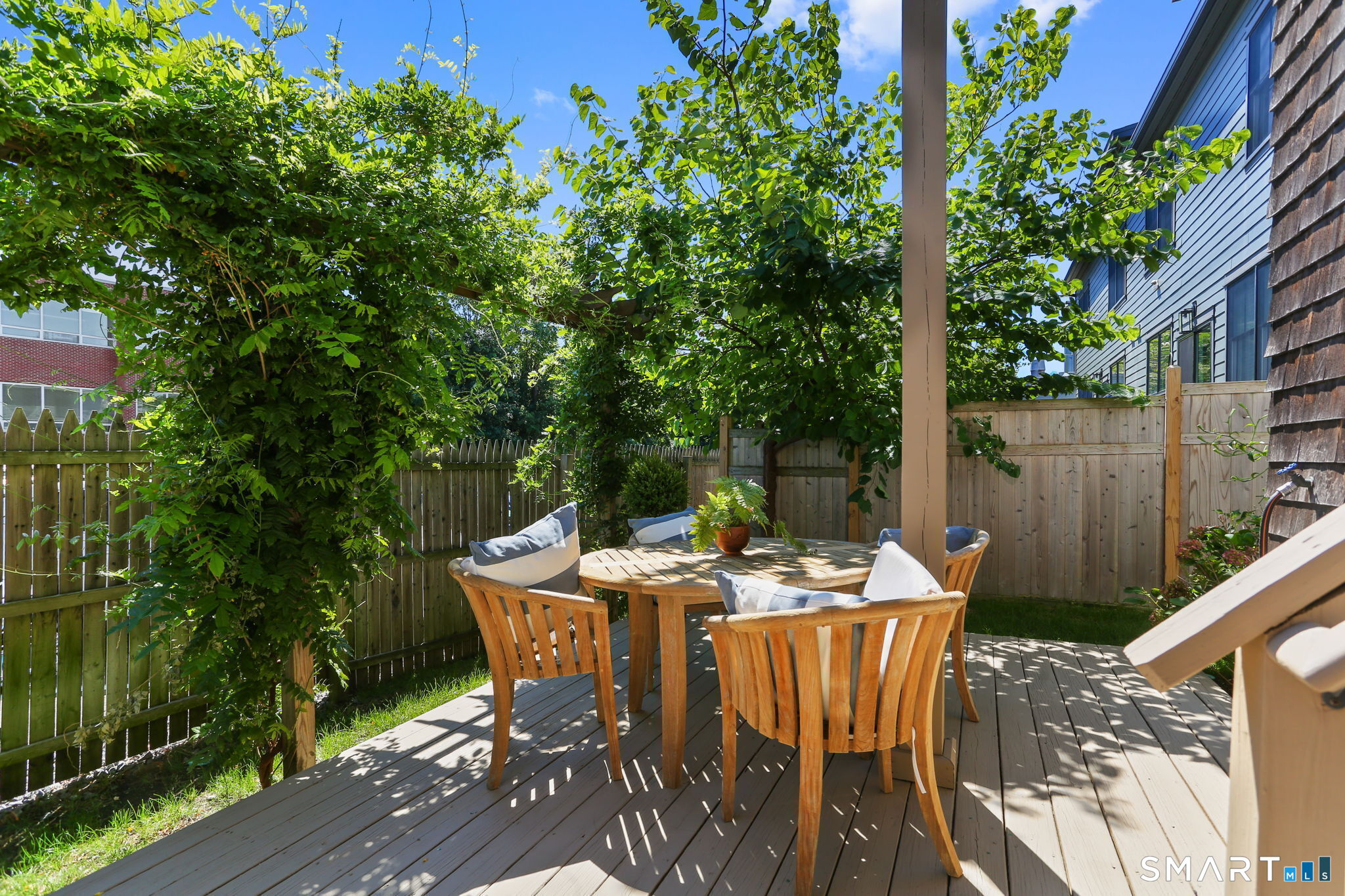 67 Thorpe Street Fairfield CT 06824