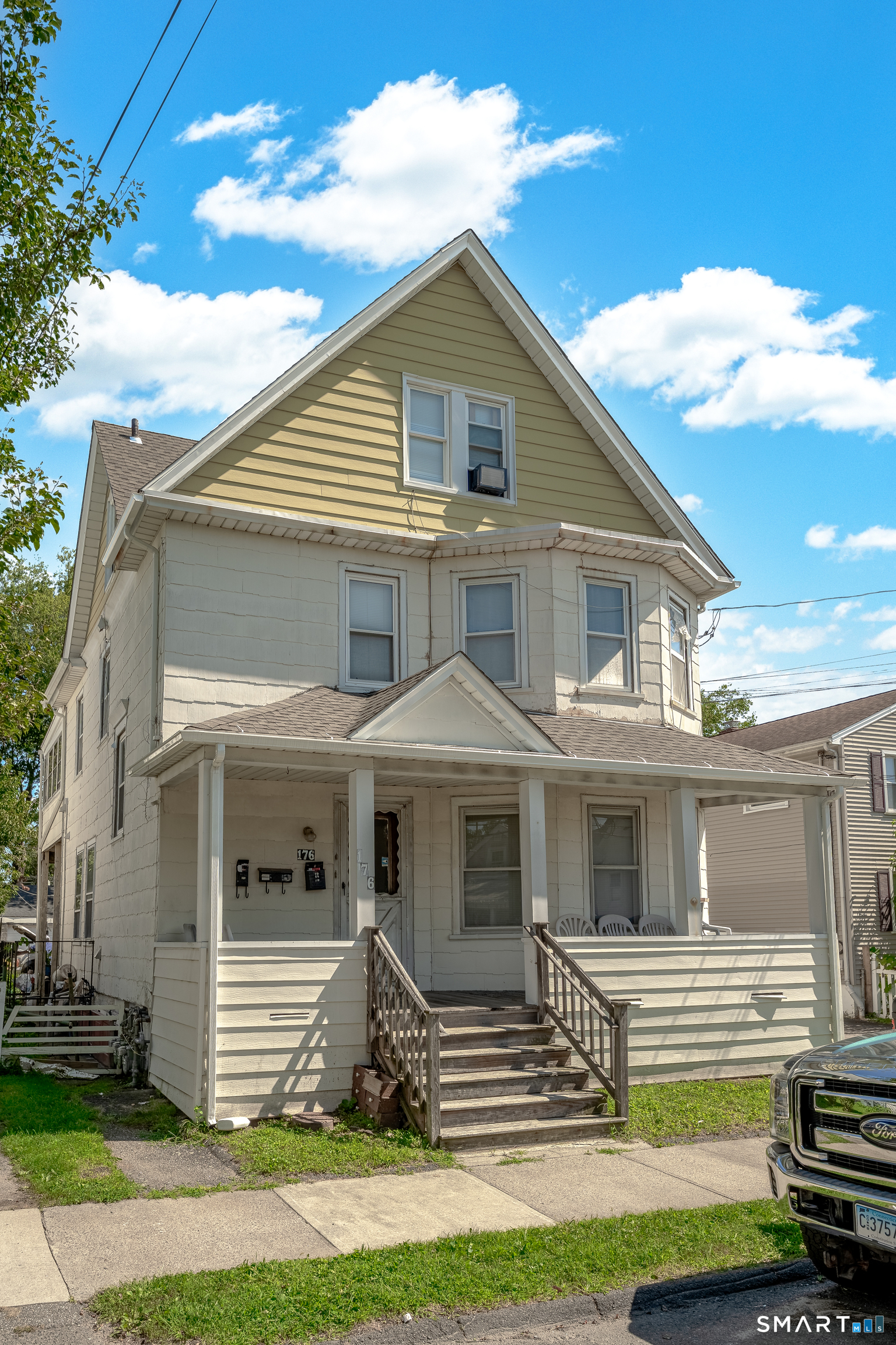 176 Thompson Street Stratford CT 06615