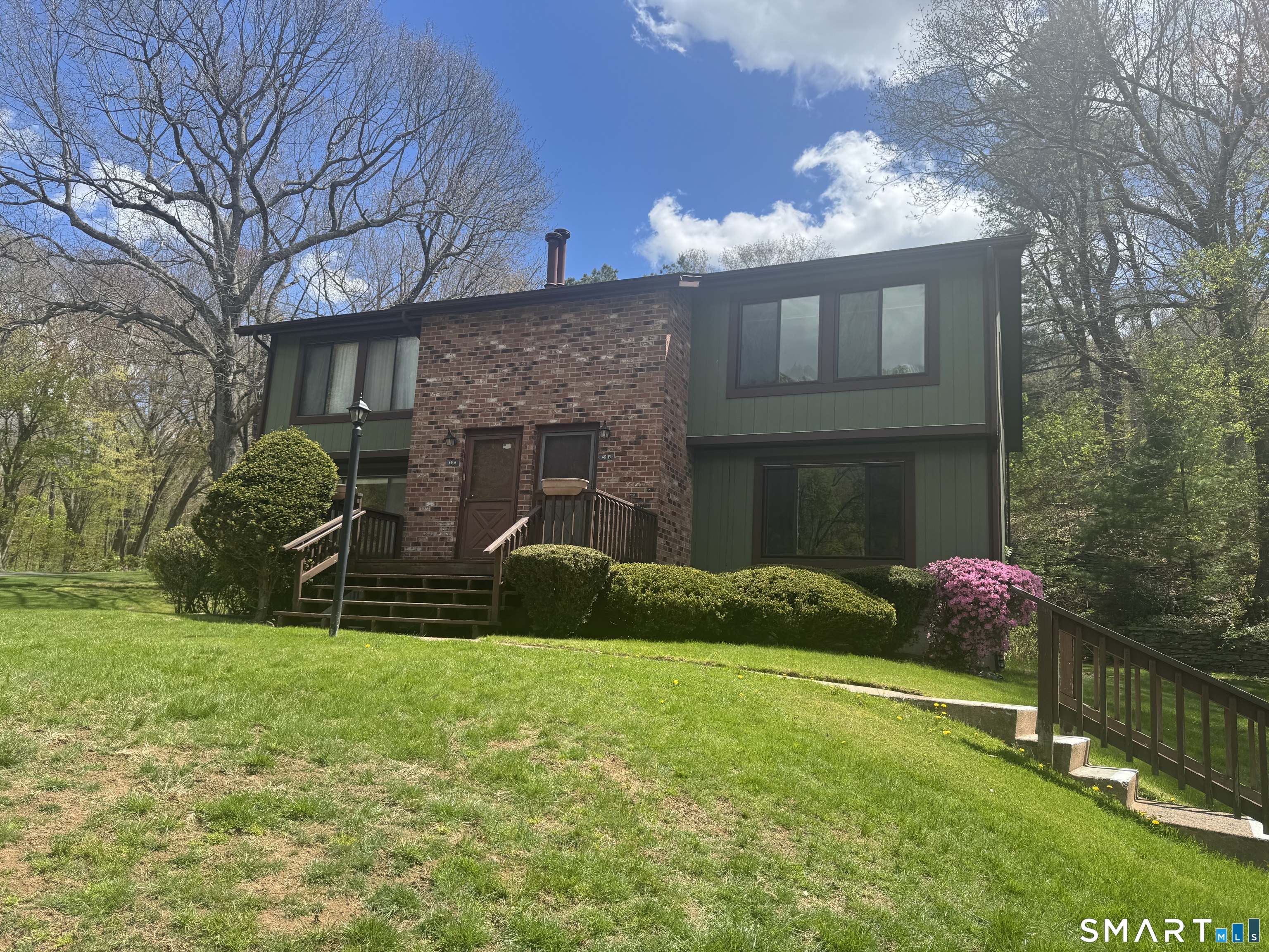 49 Cliffside Drive Manchester CT 06042