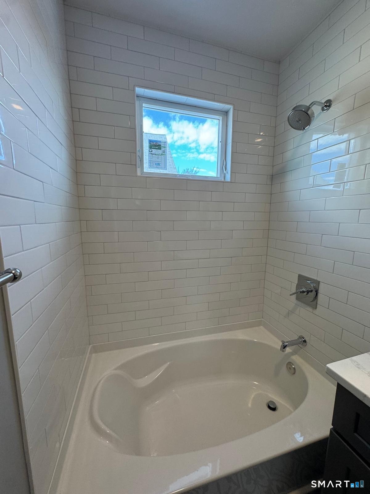 162 Fox Street Bridgeport CT 06605