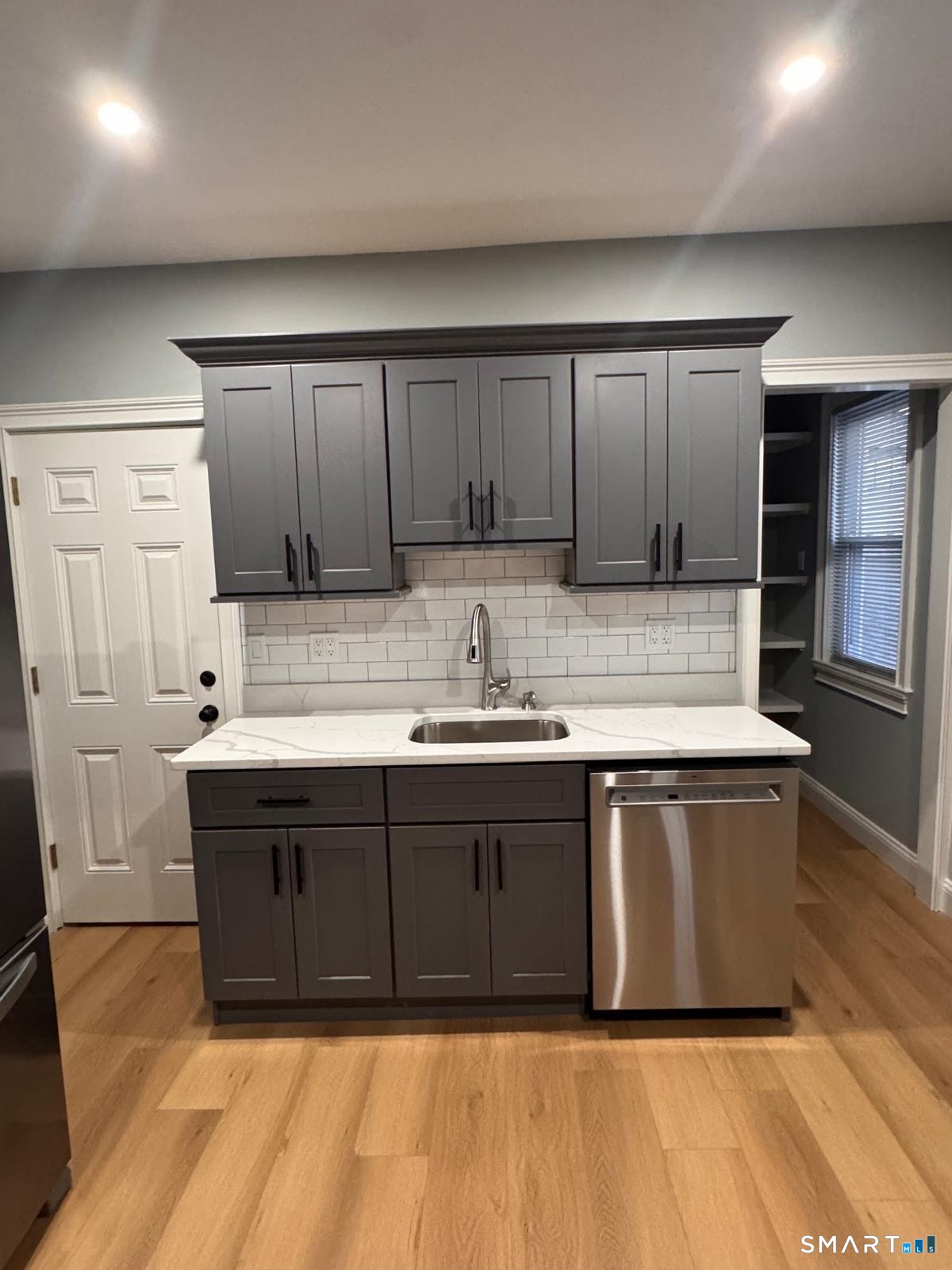 162 Fox Street Bridgeport CT 06605