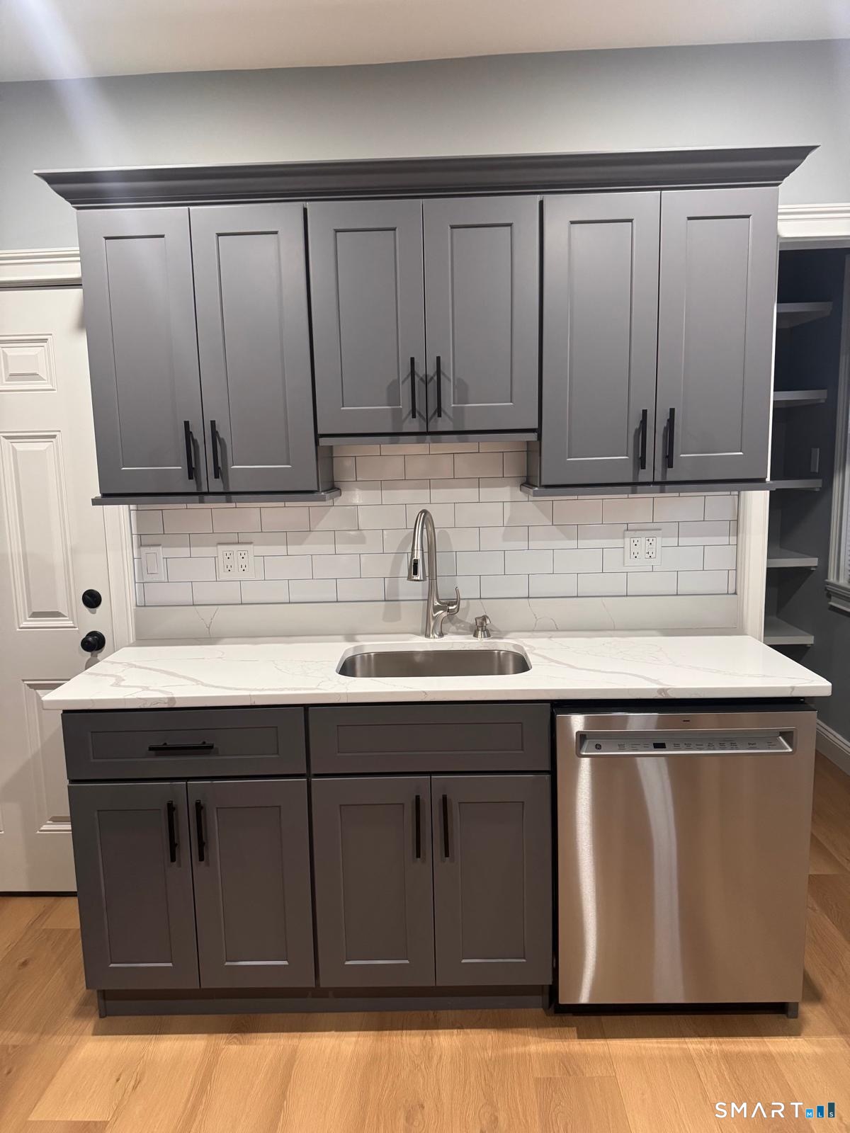 162 Fox Street Bridgeport CT 06605