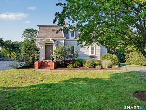38 West Morgan Avenue Fairfield CT 06824