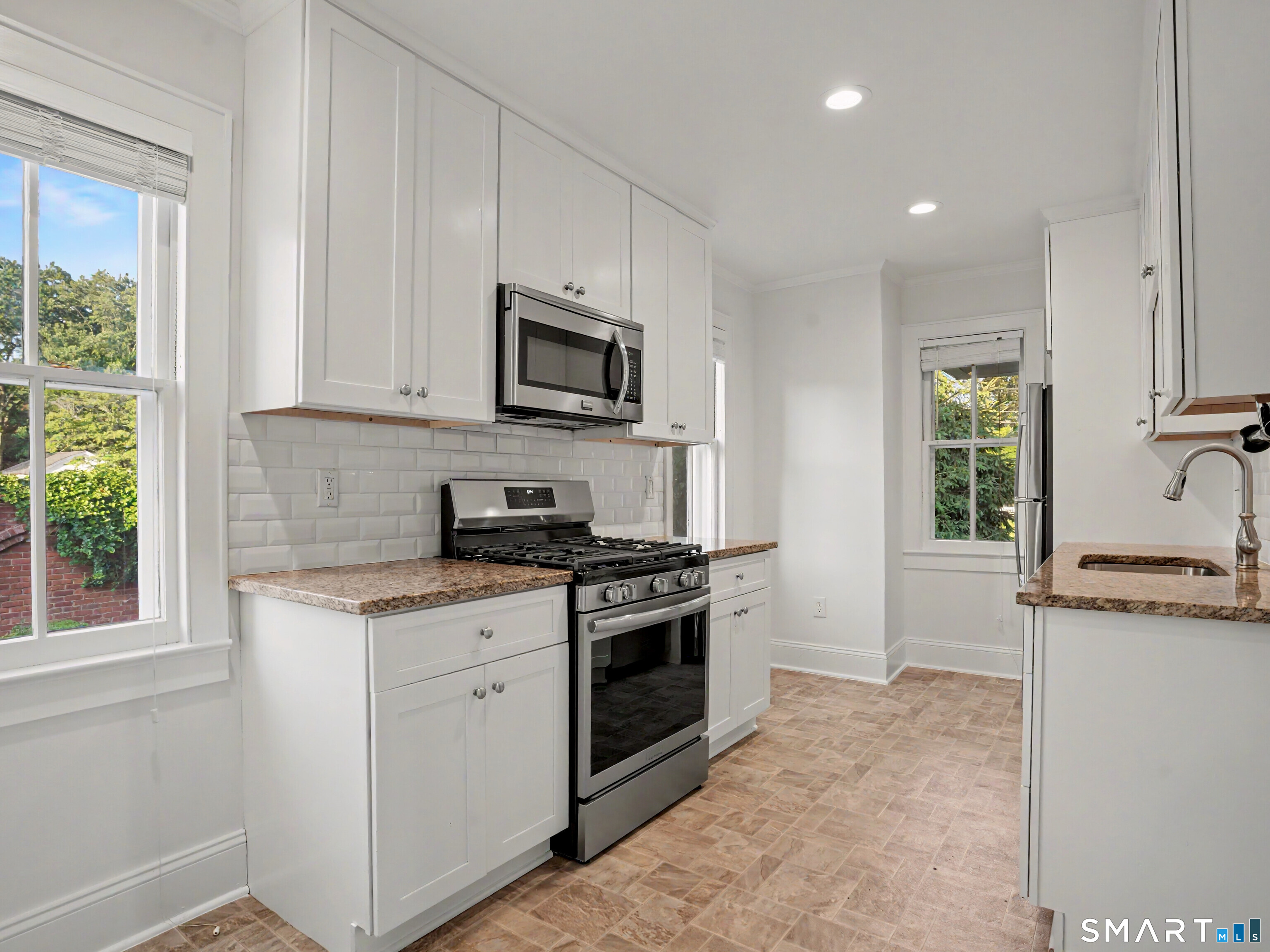 38 West Morgan Avenue Fairfield CT 06824