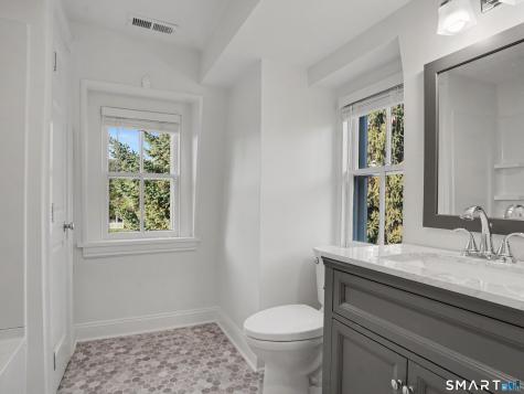 38 West Morgan Avenue Fairfield CT 06824