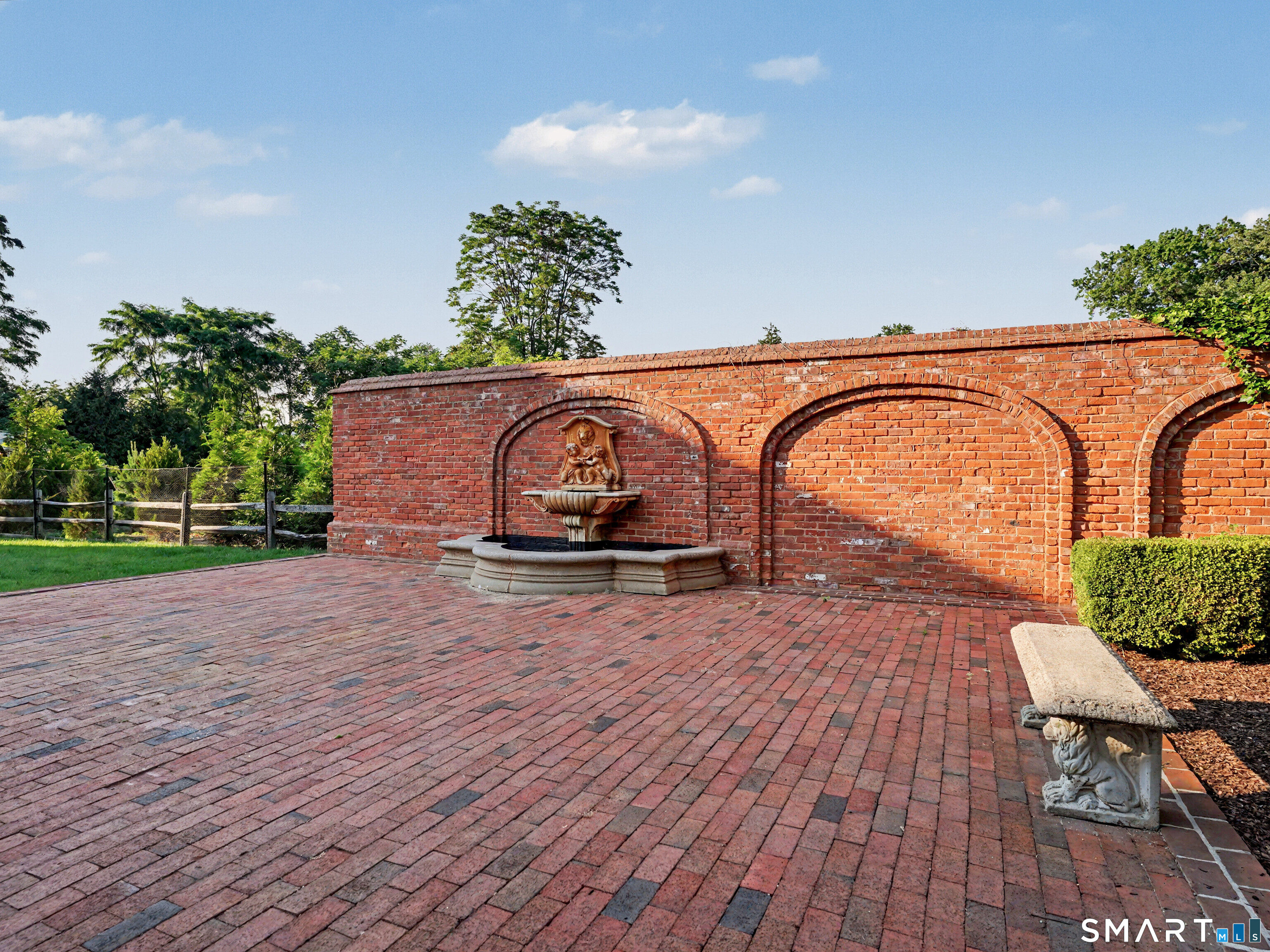 38 West Morgan Avenue Fairfield CT 06824