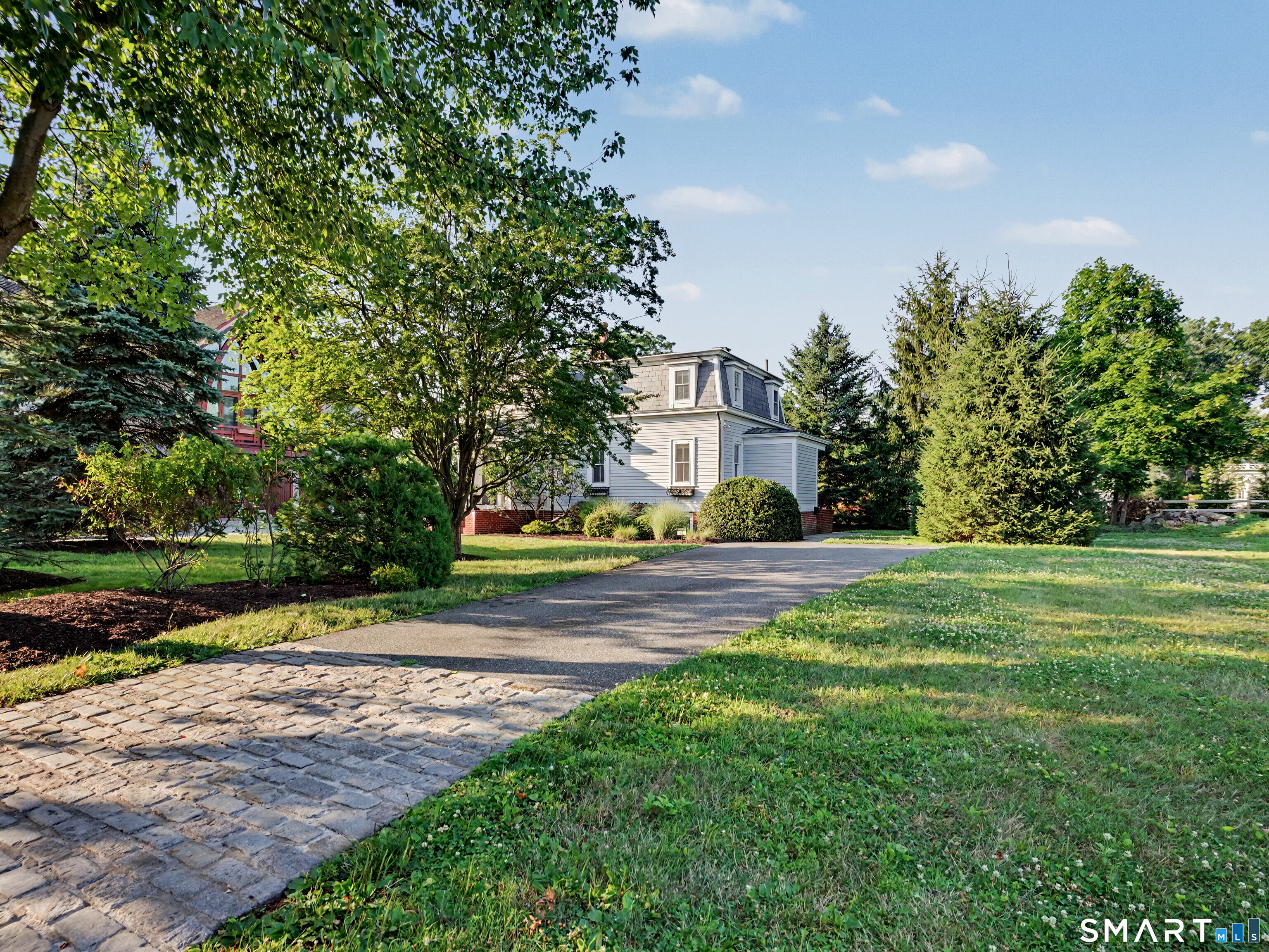 38 West Morgan Avenue Fairfield CT 06824