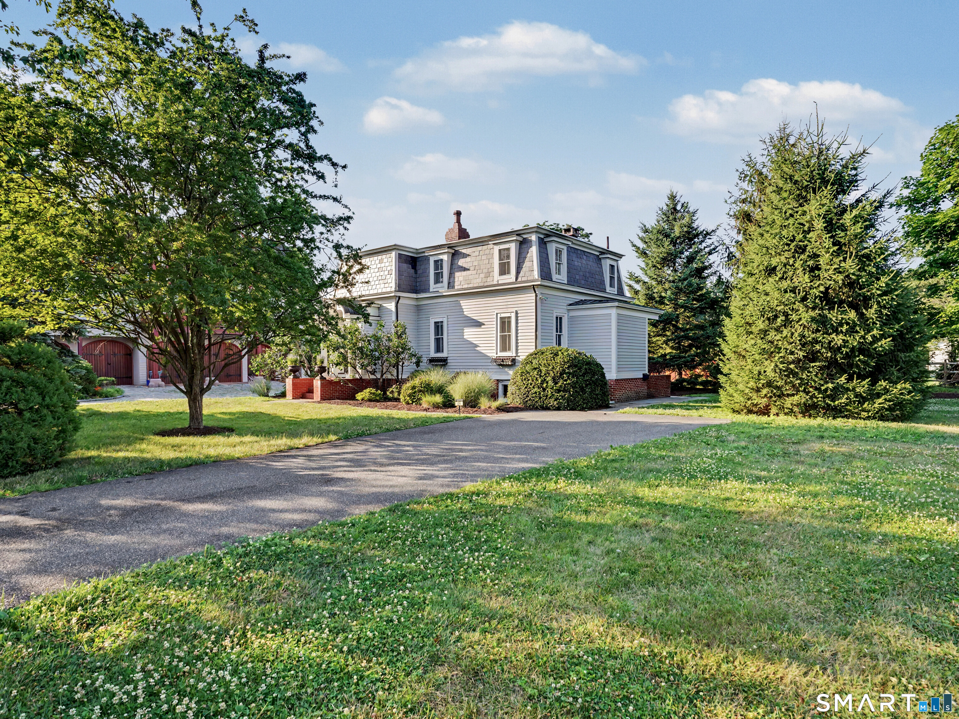 38 West Morgan Avenue Fairfield CT 06824