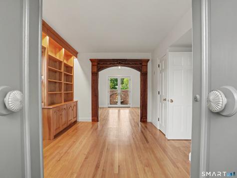 38 West Morgan Avenue Fairfield CT 06824