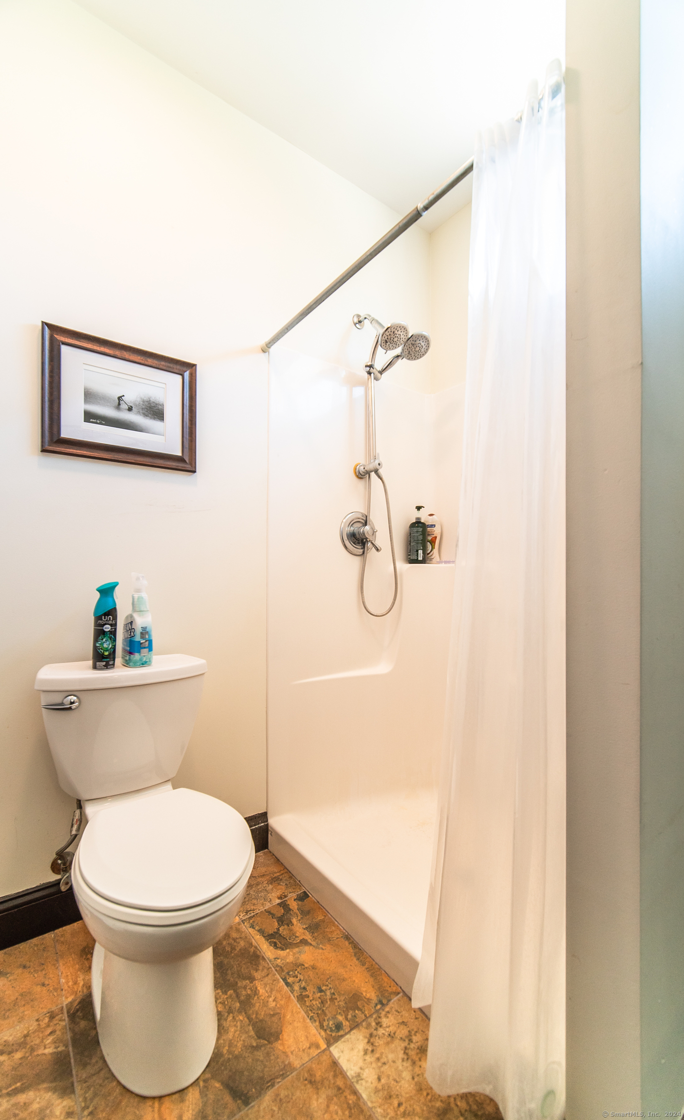 10 Summit Street East Hampton CT 06424