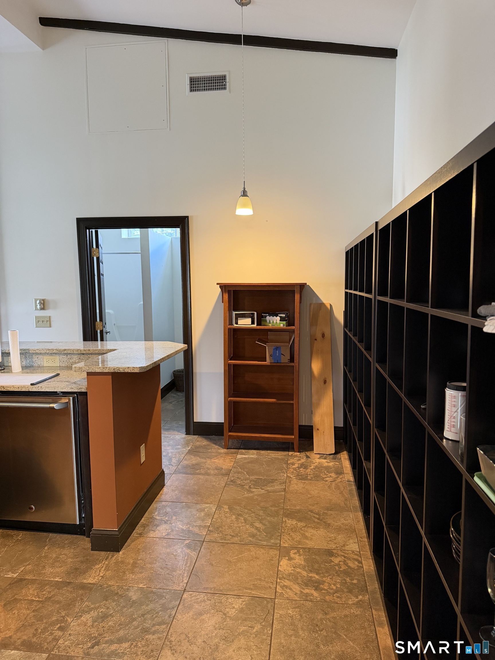 10 Summit Street East Hampton CT 06424