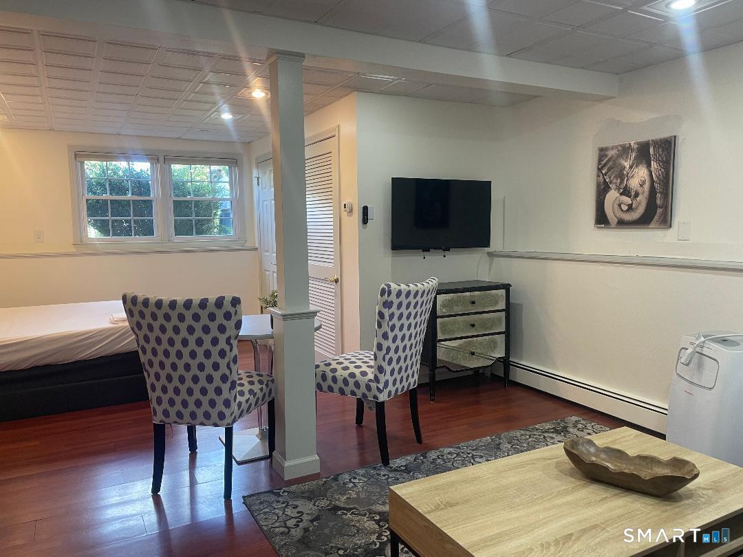 10 Pleasant Street Stonington CT 06355