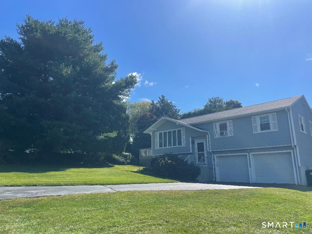 10 Pleasant Street Stonington CT 06355