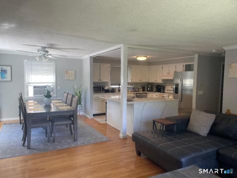 10 Pleasant Street Stonington CT 06355