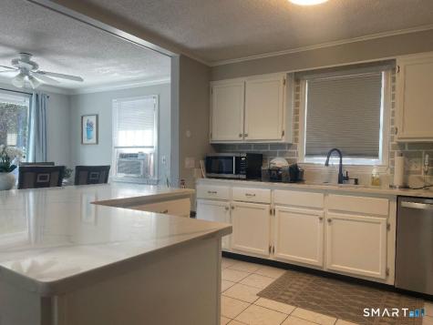 10 Pleasant Street Stonington CT 06355