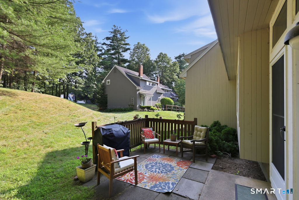10 Partridge Court Simsbury CT 06070