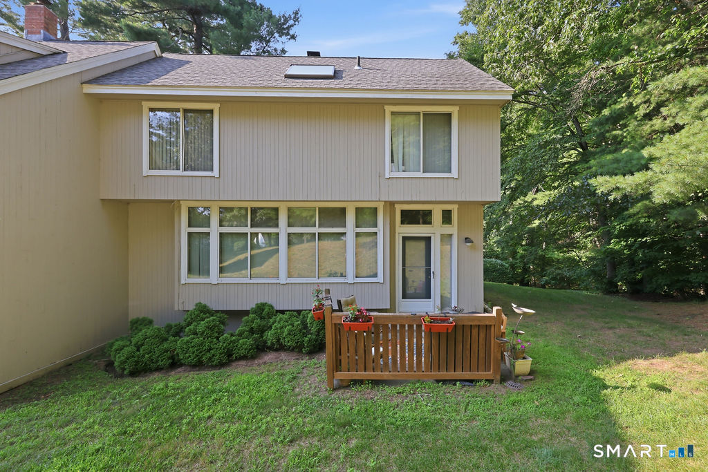 10 Partridge Court Simsbury CT 06070