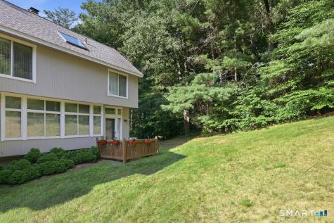 10 Partridge Court Simsbury CT 06070