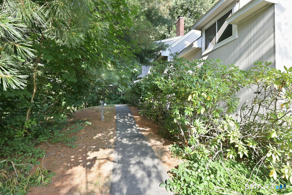 10 Partridge Court Simsbury CT 06070