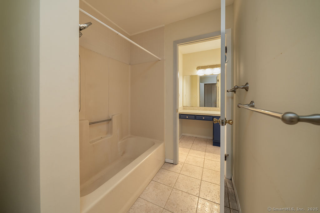81 Main Street Branford CT 06405