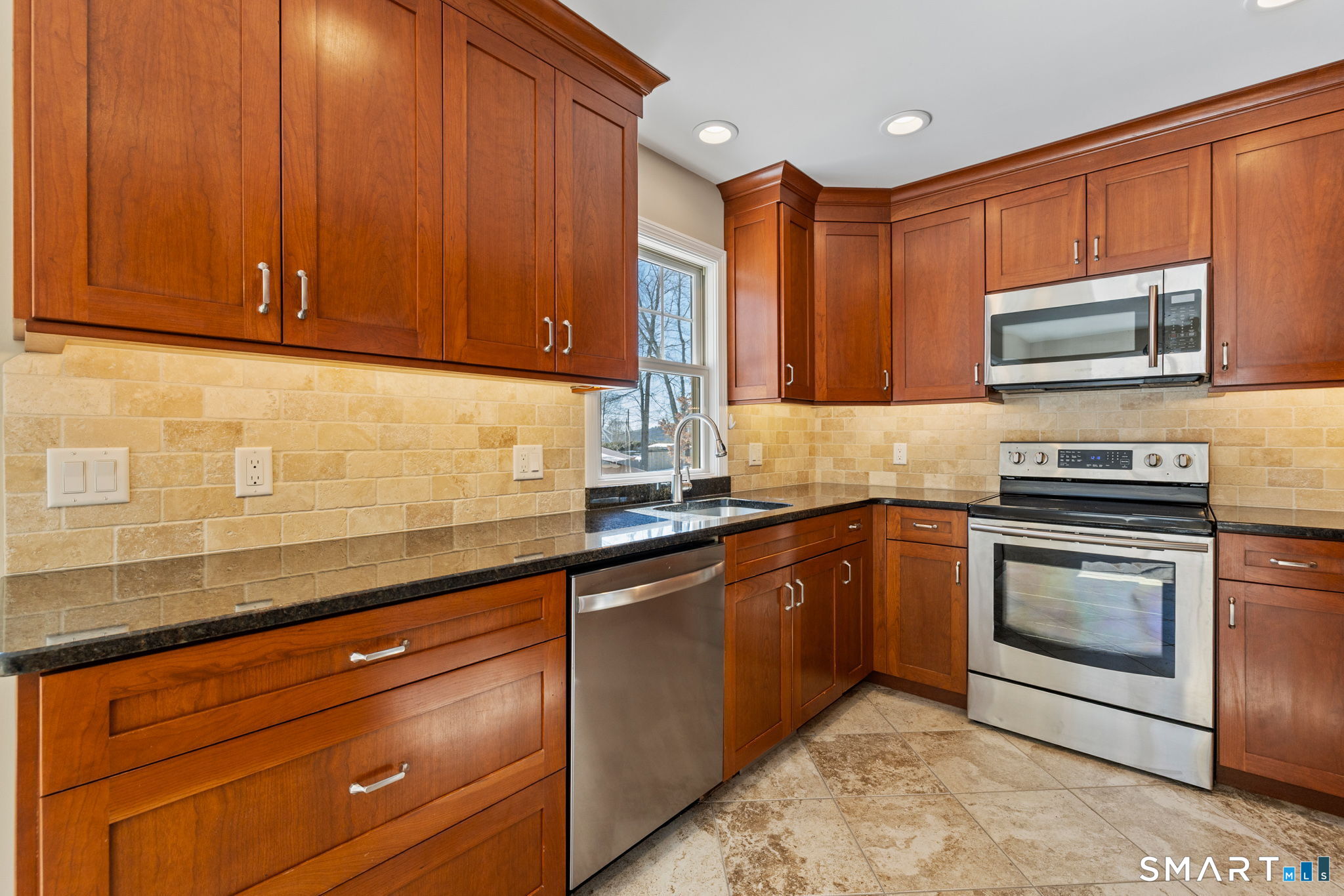 5 Sunningdale Lane Vernon CT 06066