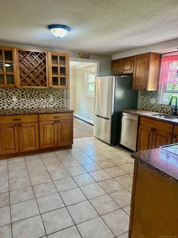 254 Sand Hill Road South Windsor CT 06074