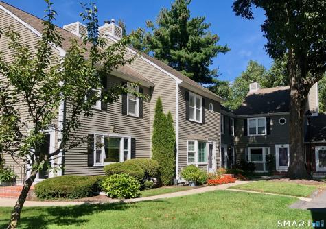 409 Georgetown Drive Glastonbury CT 06033