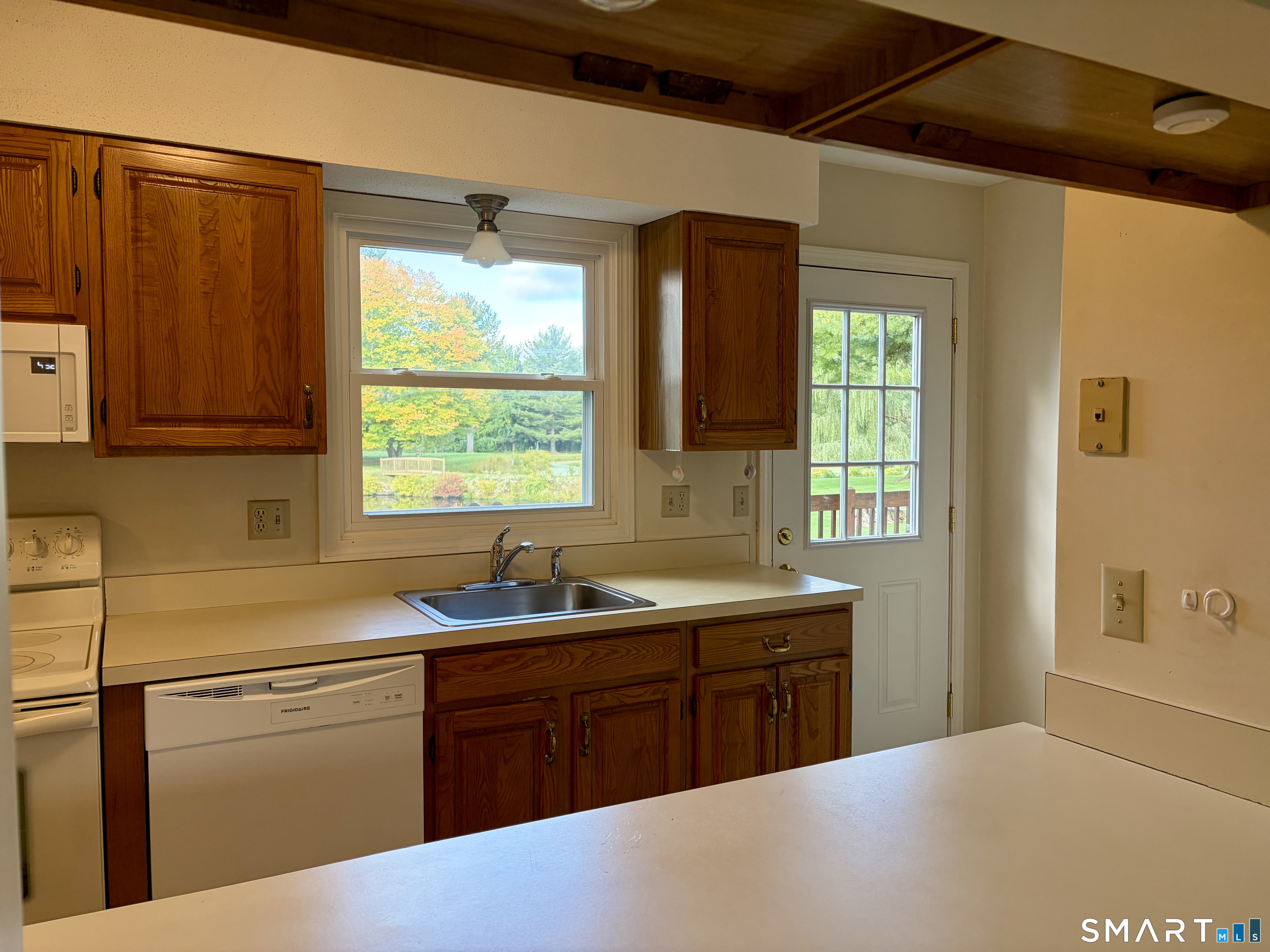 409 Georgetown Drive Glastonbury CT 06033