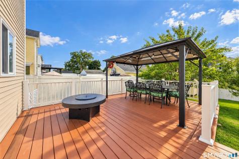 54 Saint Charles Avenue Stamford CT 06907