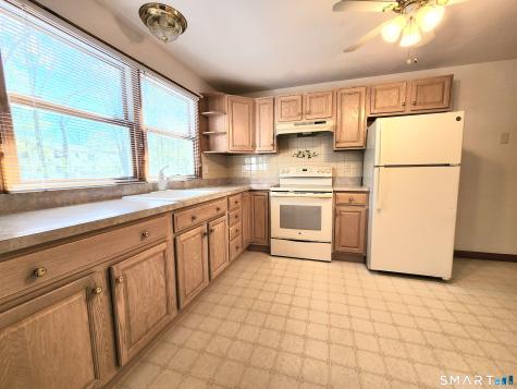 7 Stephens Court Clinton CT 06413