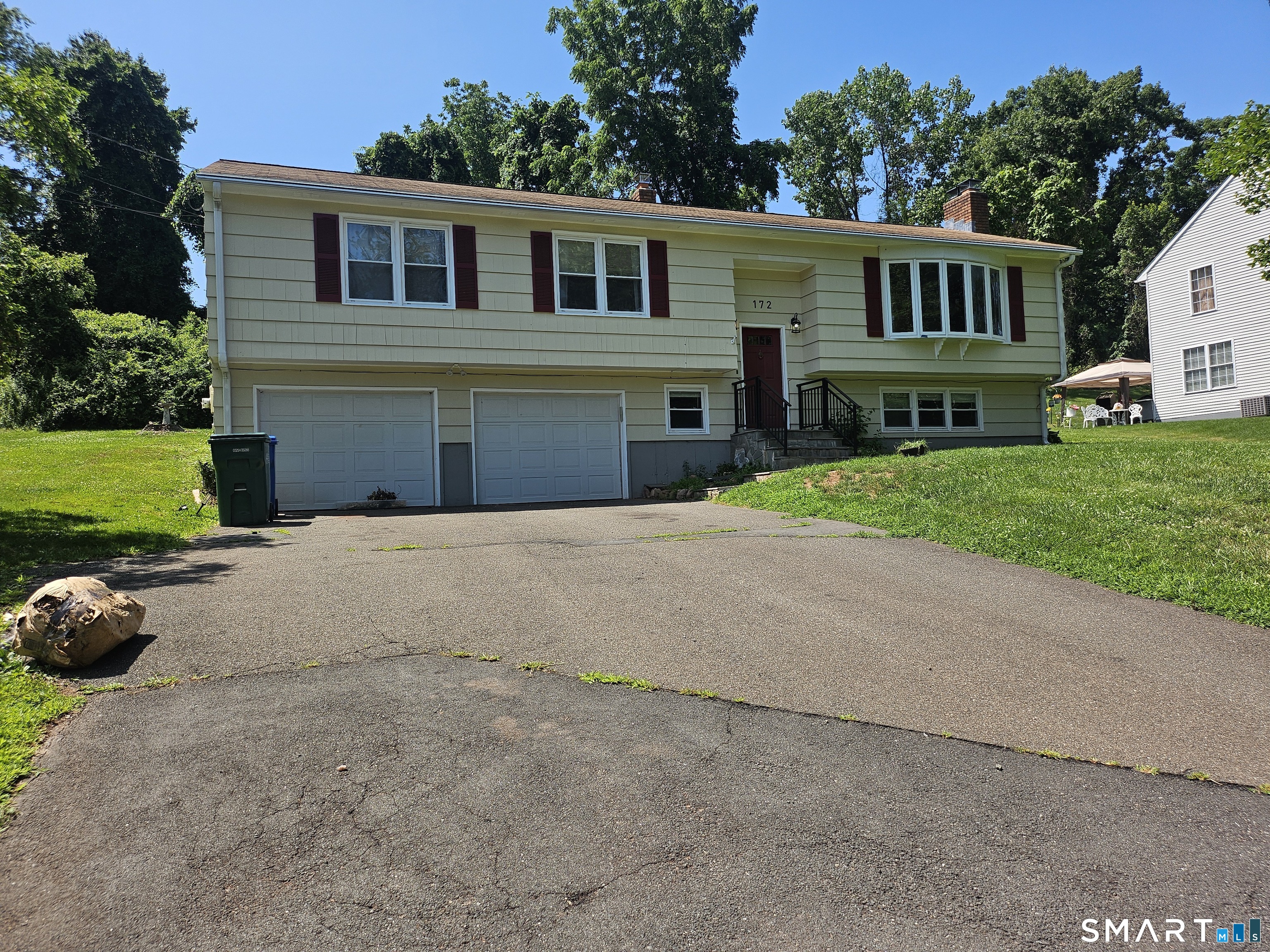 172 Country Hills Road Hamden CT 06514