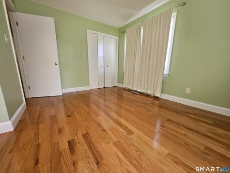 172 Country Hills Road Hamden CT 06514
