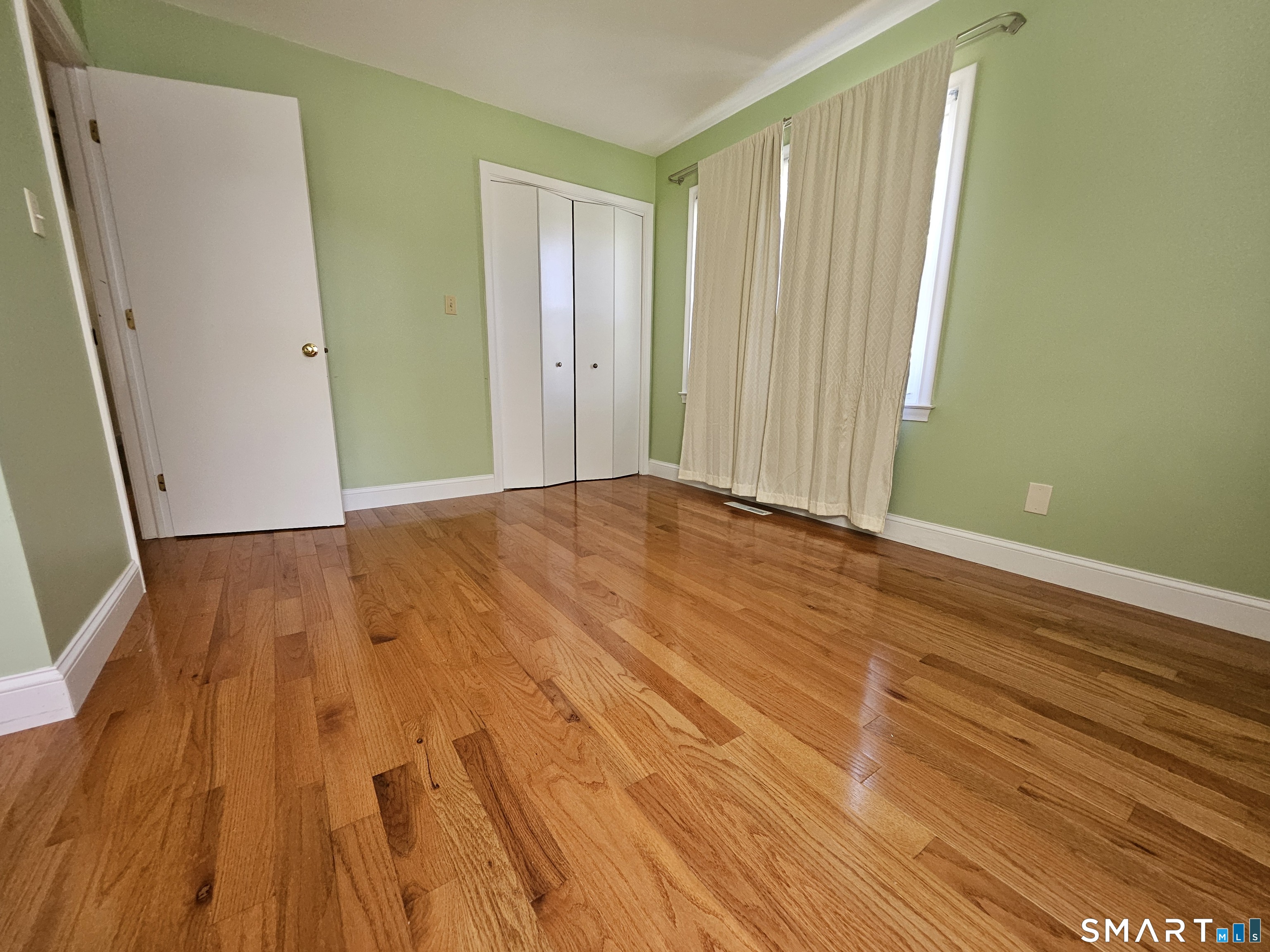 172 Country Hills Road Hamden CT 06514
