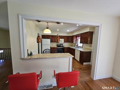 172 Country Hills Road Hamden CT 06514