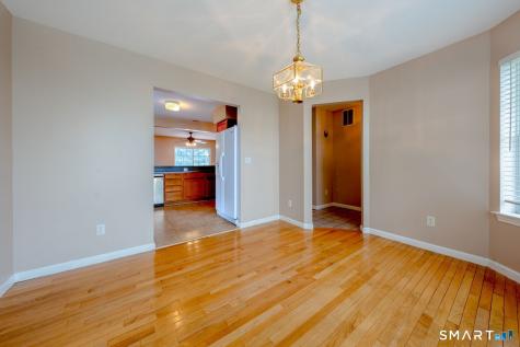 47 Tunxis Street Farmington CT 06032