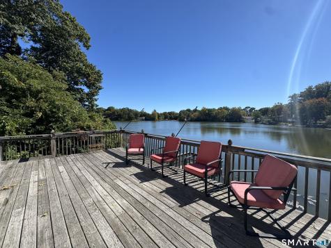 83 Phipps Dr Drive West Haven CT 06516