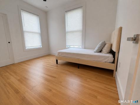 492 Lombard Street New Haven CT 06513
