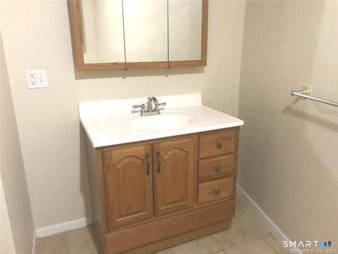5 Nabby Road Danbury CT 06811