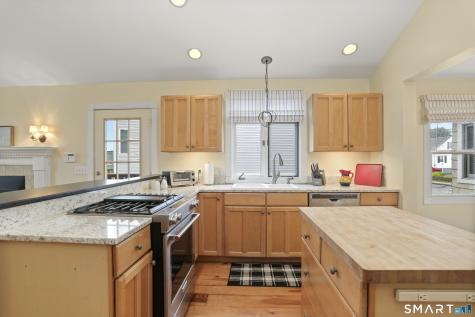 969 Reef Road Fairfield CT 06824
