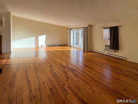 1660 Farmington Avenue Farmington CT 06085