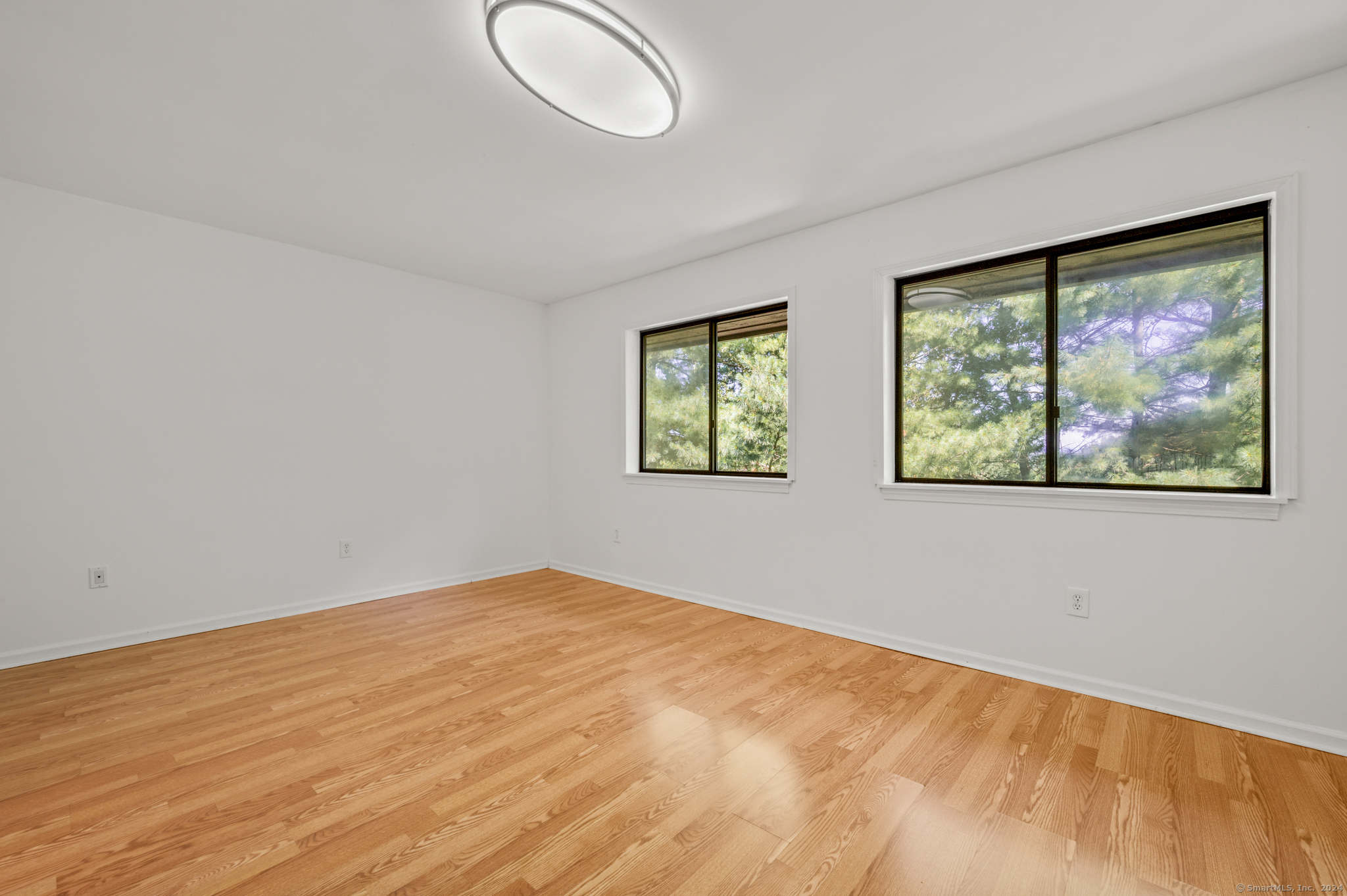 250 Conestoga Way Glastonbury CT 06033