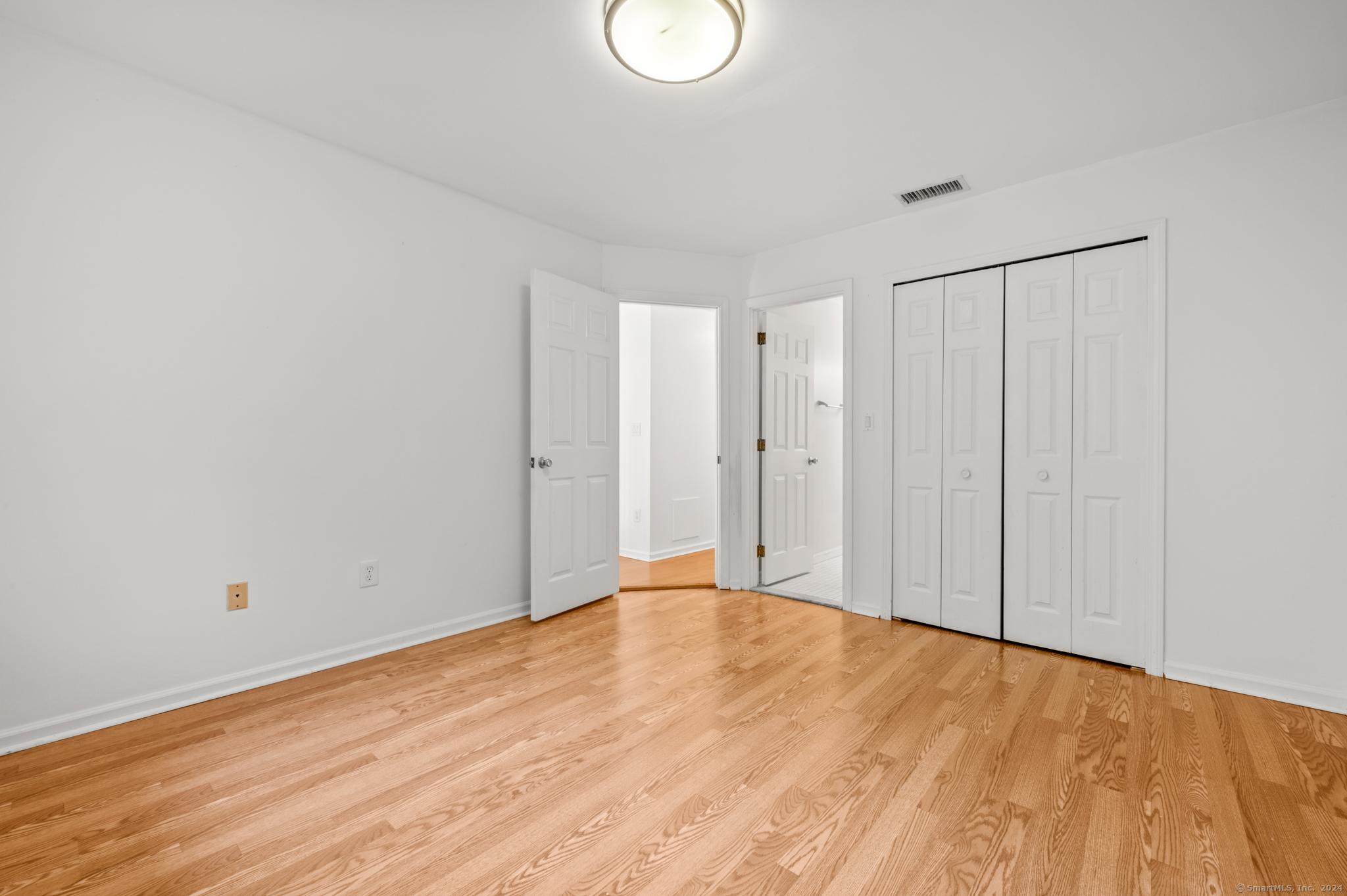 250 Conestoga Way Glastonbury CT 06033