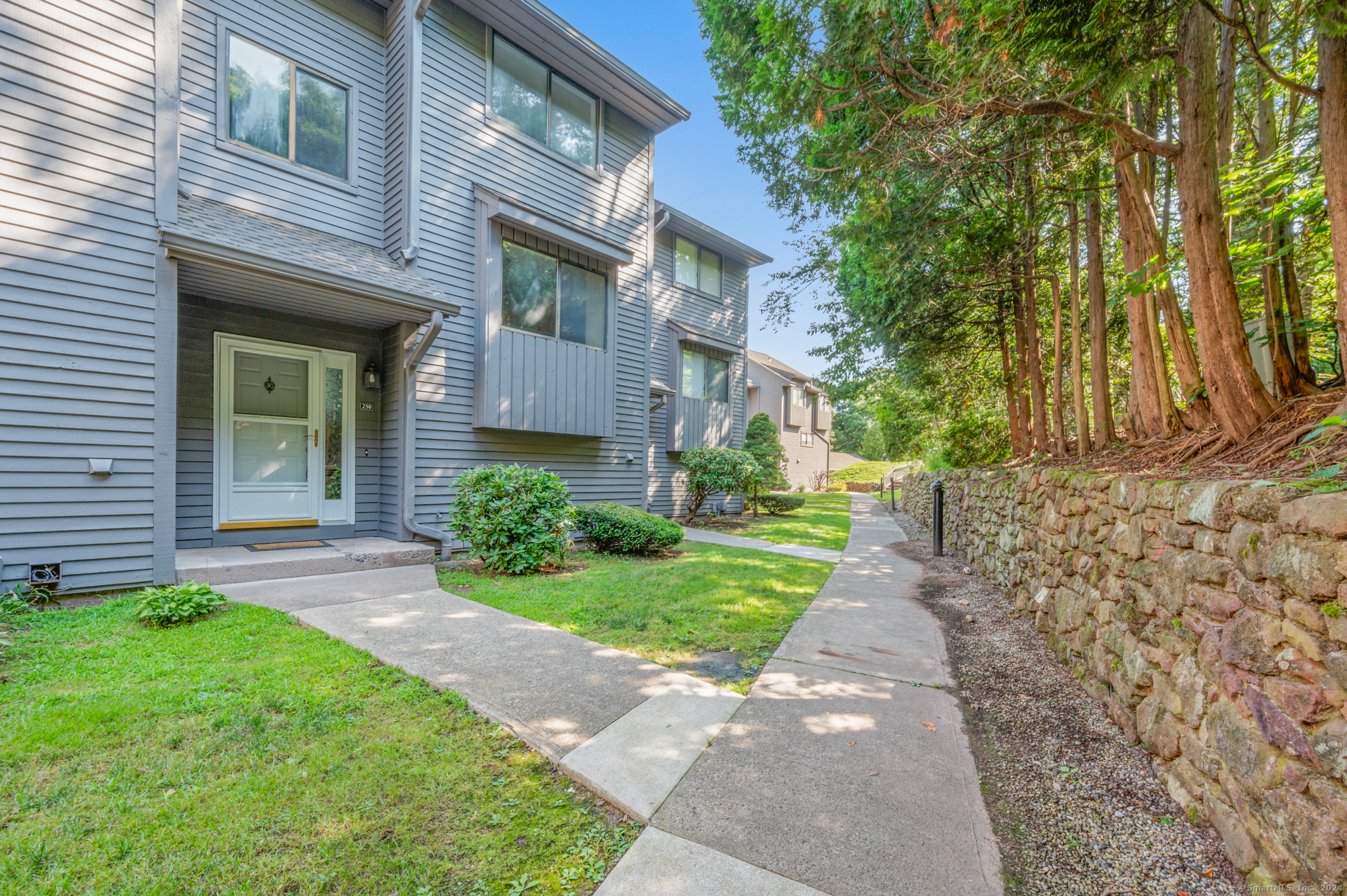 250 Conestoga Way Glastonbury CT 06033