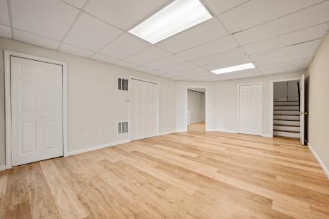 250 Conestoga Way Glastonbury CT 06033