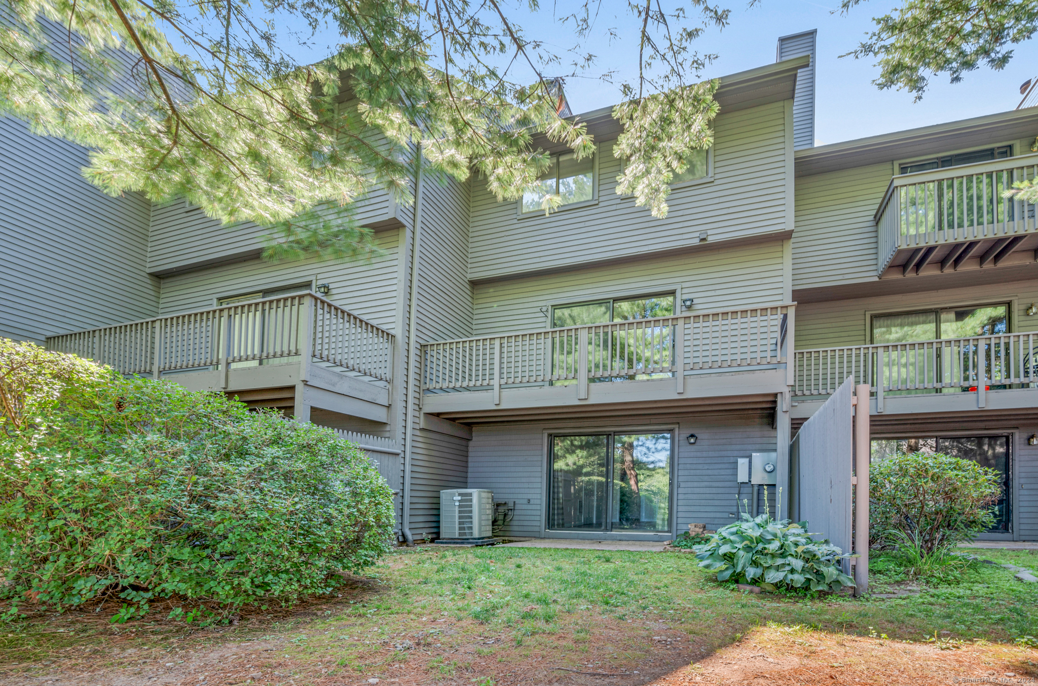 250 Conestoga Way Glastonbury CT 06033