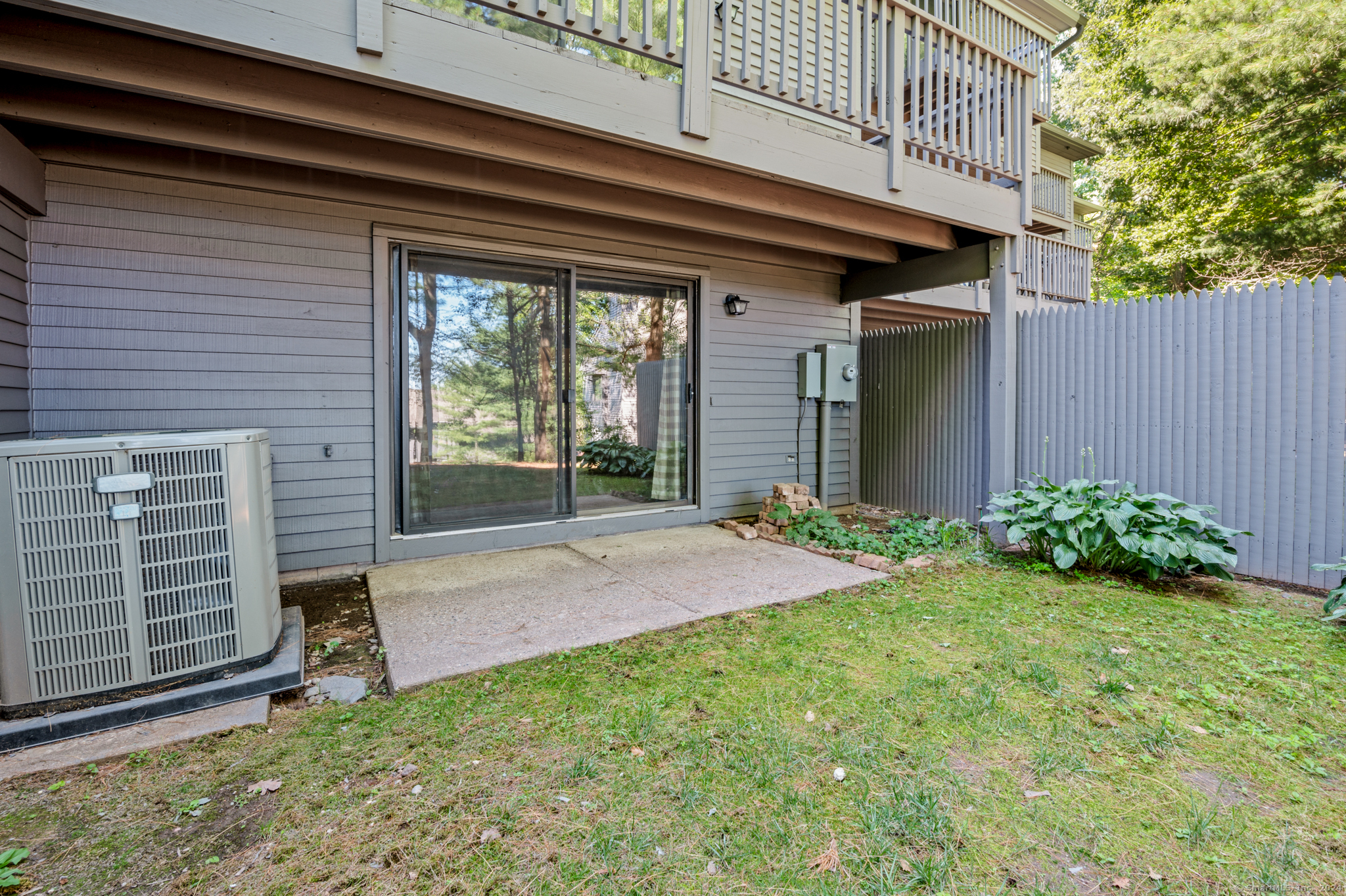 250 Conestoga Way Glastonbury CT 06033