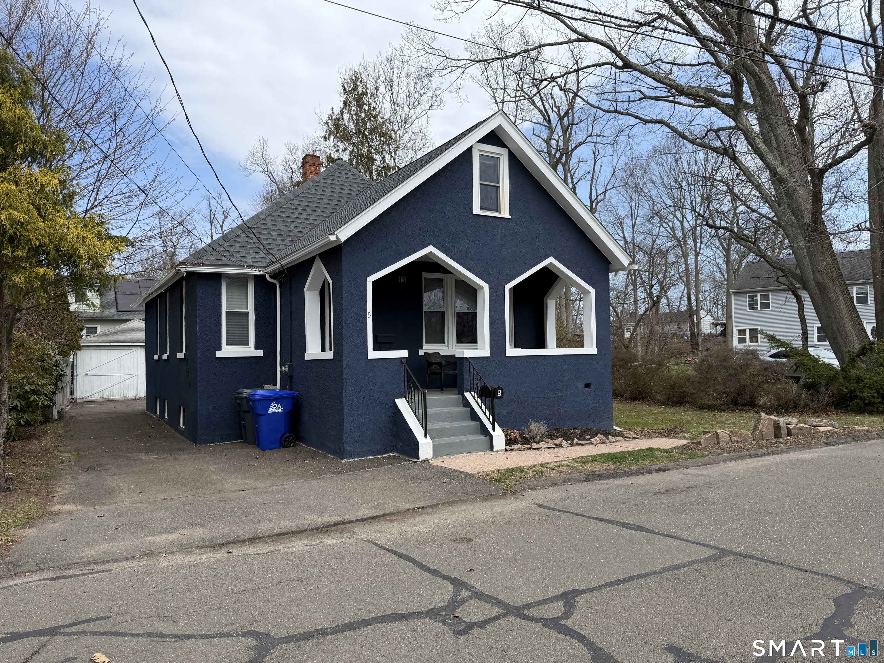 5 Westwood Road Branford CT 06405